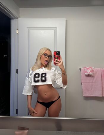 Full leaked Viperdeme private photo