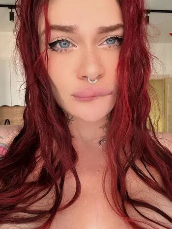 Full leaked Virtual lady private photo