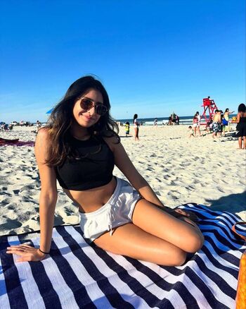 Full leaked Vishakha bhanot private photo