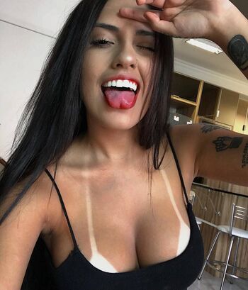 Full leaked Vitoria marcilio private photo