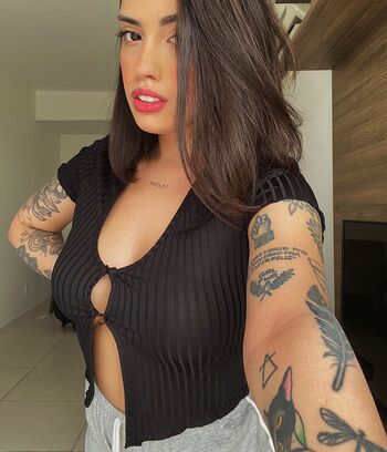 Full leaked Vitoria marcilio private photo