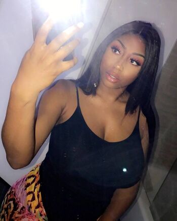 Leaked Sarimarg/ private photo viral onlyfans