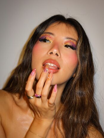 Full leaked Vivian marie wong page private photo