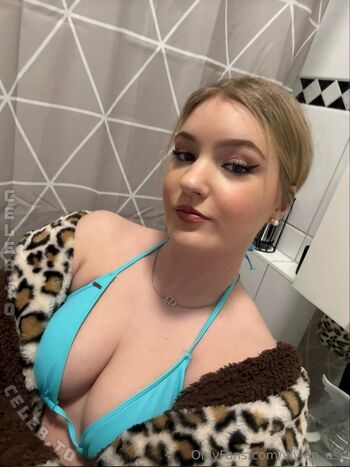 Full leaked Vivien esc private photo