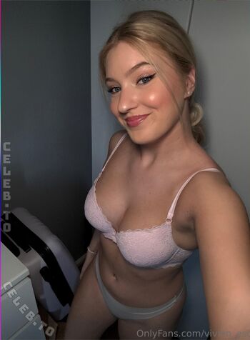 Full leaked Vivien esc private photo