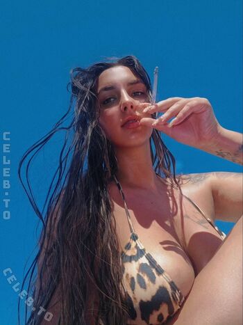 Full leaked Vivien private photo