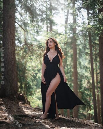 Full leaked Vivienne gr private photo
