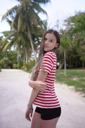 Full leaked Vixcx private photo