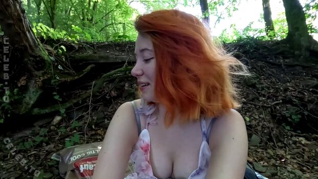 Full leaked Vleafnin private photo