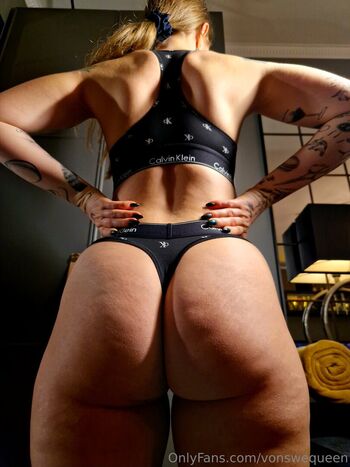 Full leaked Vonswequeen private photo
