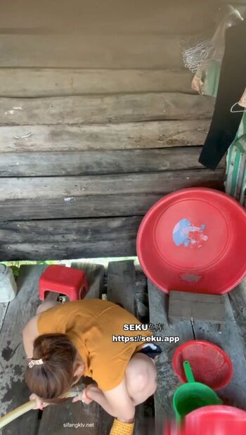 Voyeur Asian Pissing Toilet &Amp; Upskirts Only