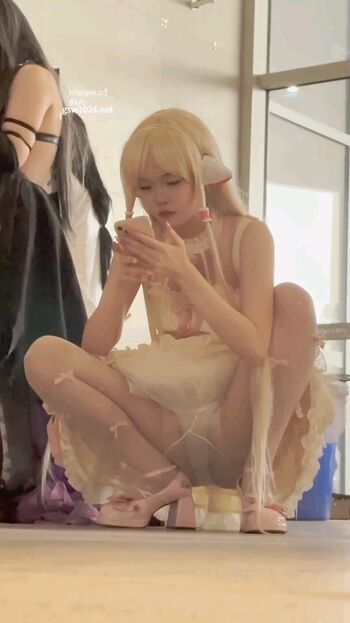 Full leaked Voyeur asian pissing toilet amp upskirts only page private photo