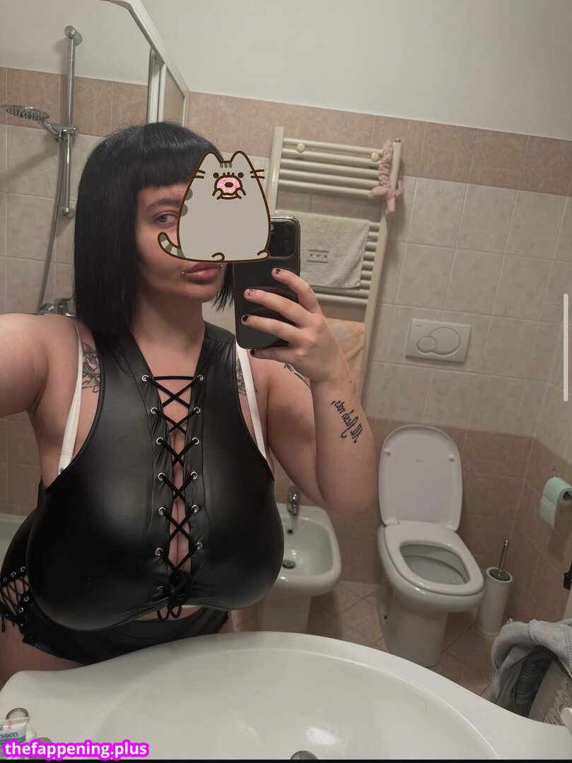 Mxmmytina / VVALENTINABONETALLI Naakte OnlyFans Foto #132