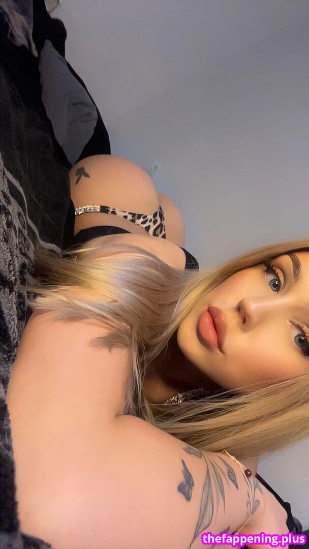 Vvikaraa / vikaraa_by_km 裸照OnlyFans照片 #40