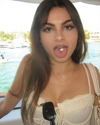 Full leaked Vyette private photo