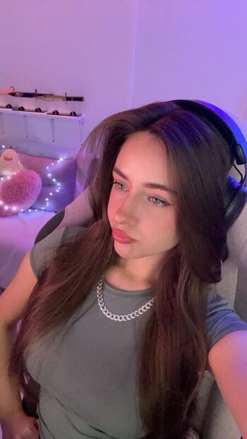 Full leaked Wabiiisabii private photo