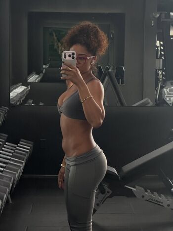 Full leaked Wahyne private photo