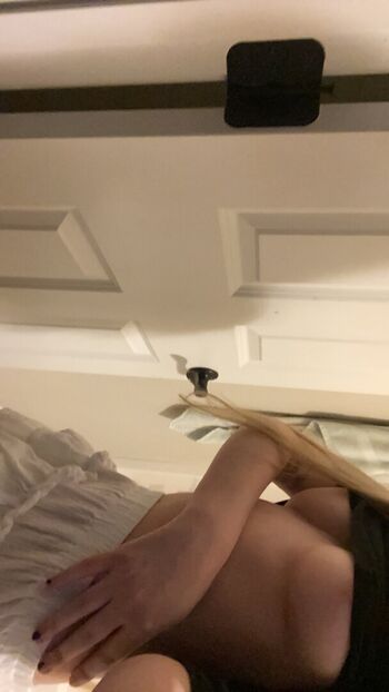 Full leaked Waitingnote private photo