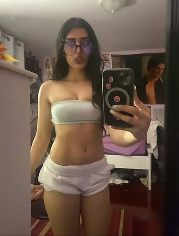 Full leaked Wajeeha khan private photo