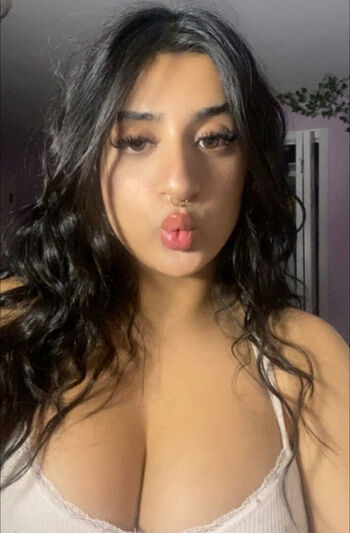 Full leaked Wajeeha khan private photo