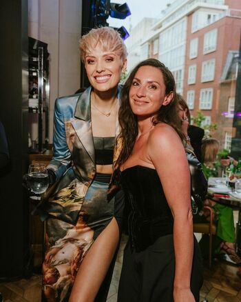 Full leaked Wallis day private photo