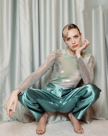 Full leaked Wallis day private photo