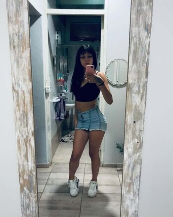 Full leaked Walyyy private photo