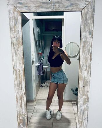 Full leaked Walyyy private photo