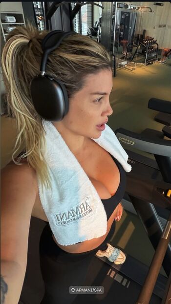 Full leaked Wanda nara private photo