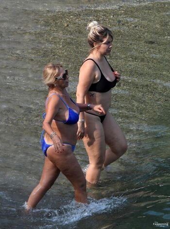 Full leaked Wanda nara page private photo