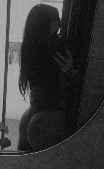 Full leaked Wandy flores private photo
