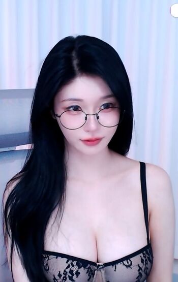 Full leaked Wannabe page private onlyfans photo