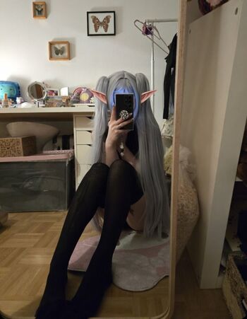 Full leaked Weeniestwee private photo