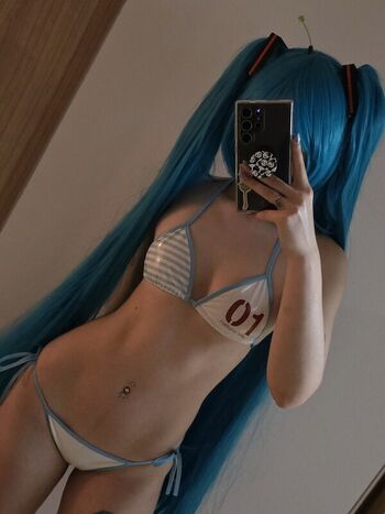 Full leaked Weeniestwee private photo
