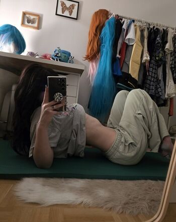 Full leaked Weeniestwee private photo
