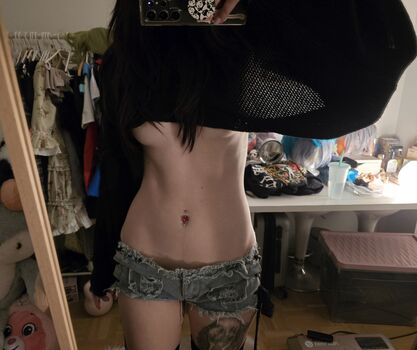 Full leaked Weeniestwee page private photo
