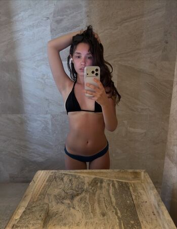 Full leaked Wellbeingwithabigail private onlyfans photo