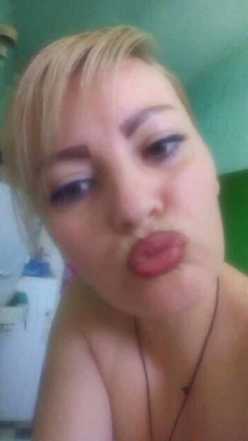 Full leaked Wells popovic private photo