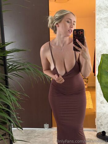 Full leaked Wettmelons private photo