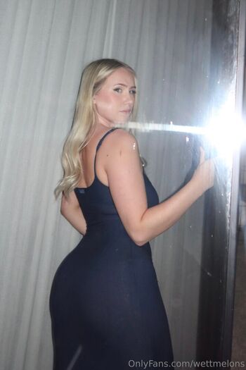 Full leaked Wettmelons  page private photo