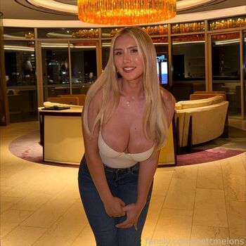 Full leaked Wettmelons private photo