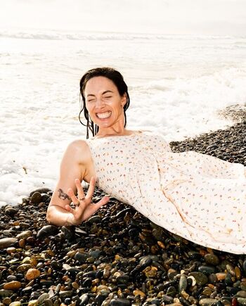 Full leaked Whitney cummings private photo