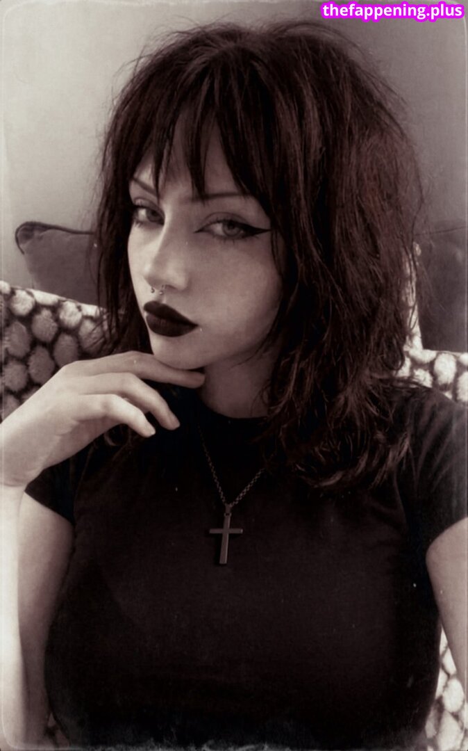 Leaked Photos/w/h/who is this //who is this  .jpg private photo viral onlyfans