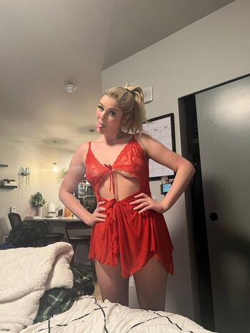 Leaked Emily pink / private photo viral onlyfans