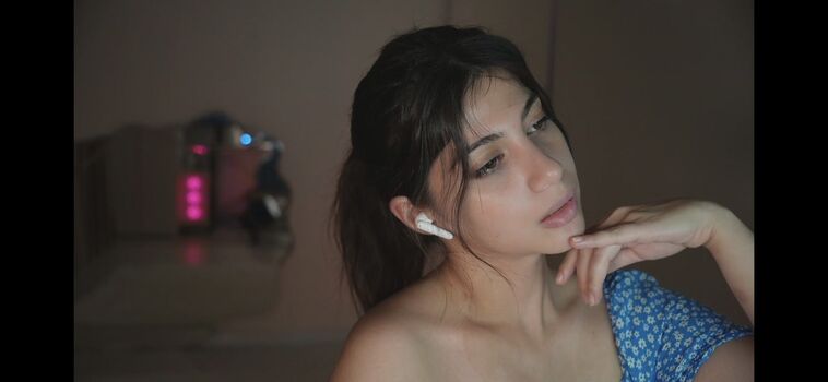 Leaked Dee williams/ private photo viral onlyfans