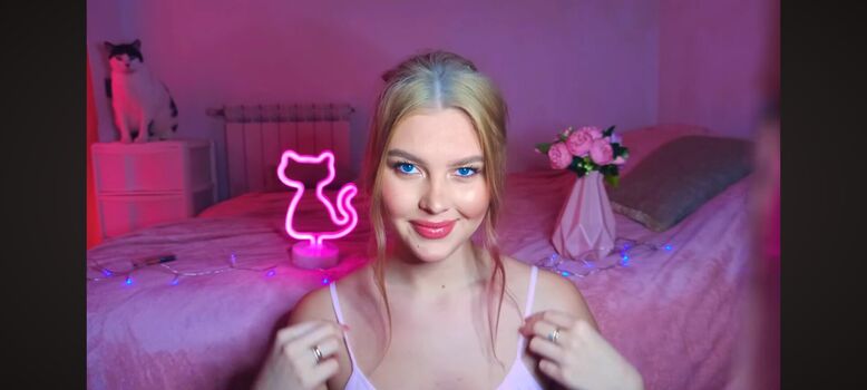 Leaked Allymcfarland/ private photo viral onlyfans