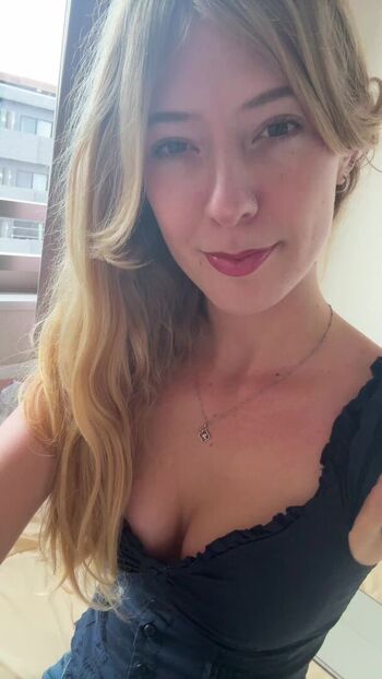 Leaked Cuzbutt/ private photo viral onlyfans