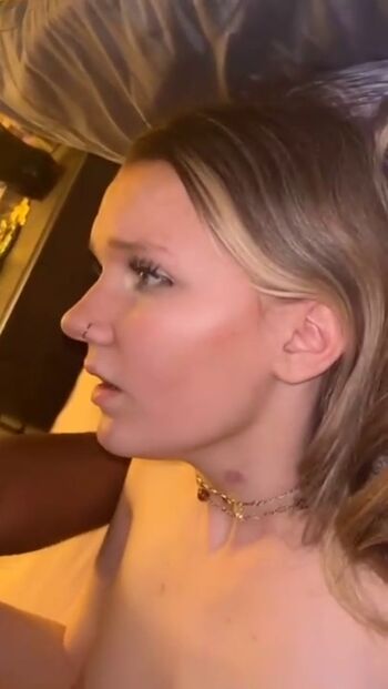 Leaked Acacia eileen/ private photo viral onlyfans