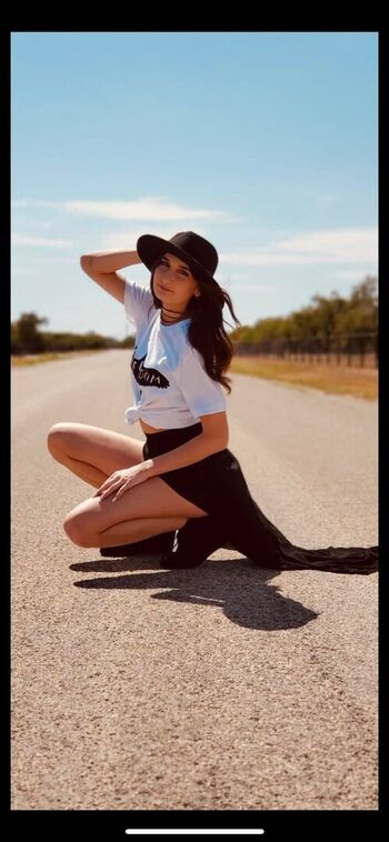 Leaked Avocadox/ private photo viral onlyfans