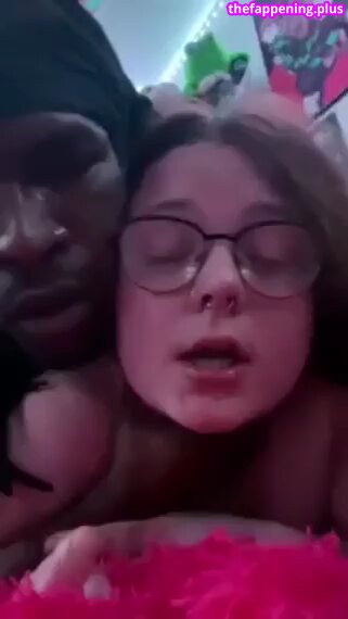 Leaked Modern arab babes/ private photo viral onlyfans